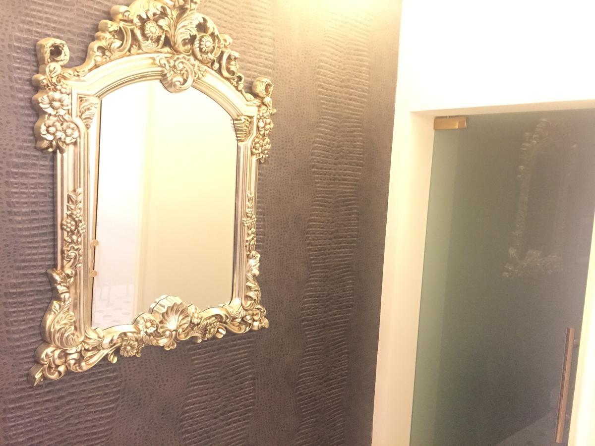 2 Bedrooms Heart Of City Center Chisinau Exterior foto